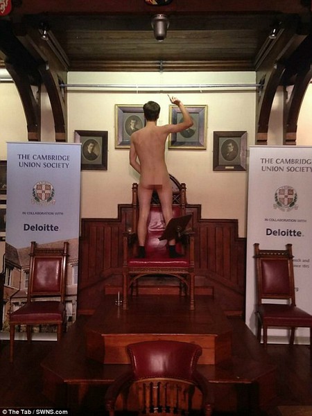 Cambridge University students bare their bottoms for controversial Best Bums contest